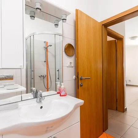 Apartament Sulina, Location