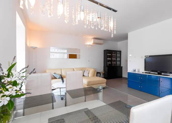 Sulina, Location Appartement *